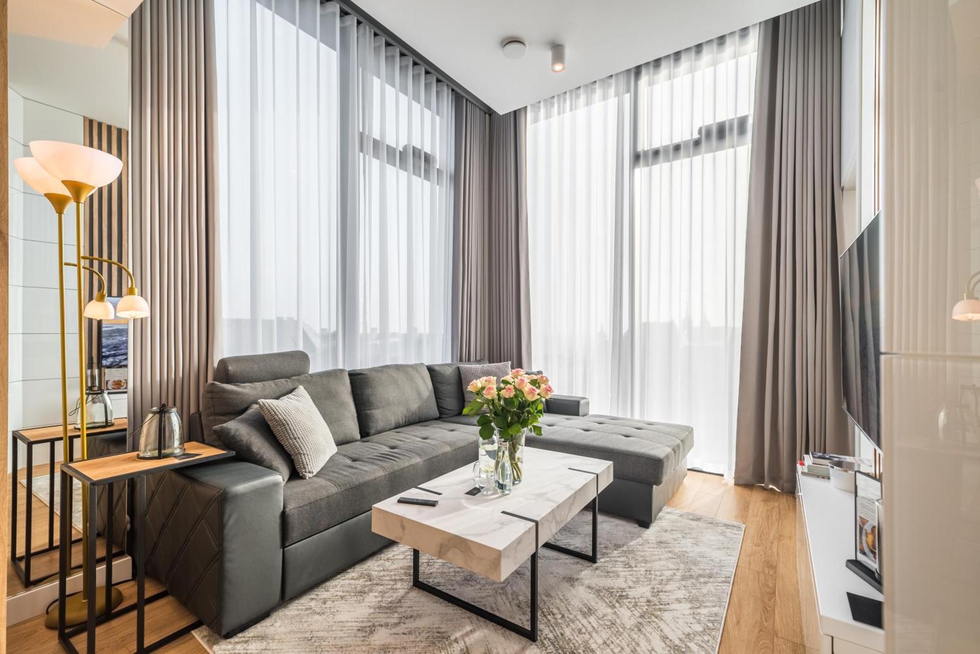 Q18 Aparthotel Bydgoszcz Exterior photo