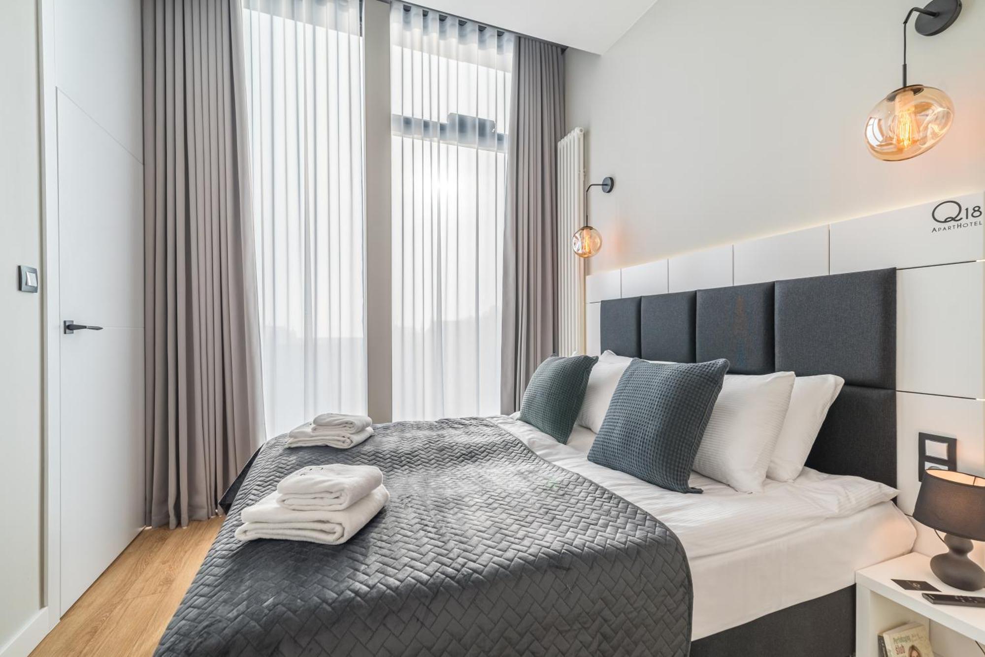 Q18 Aparthotel Bydgoszcz Exterior photo