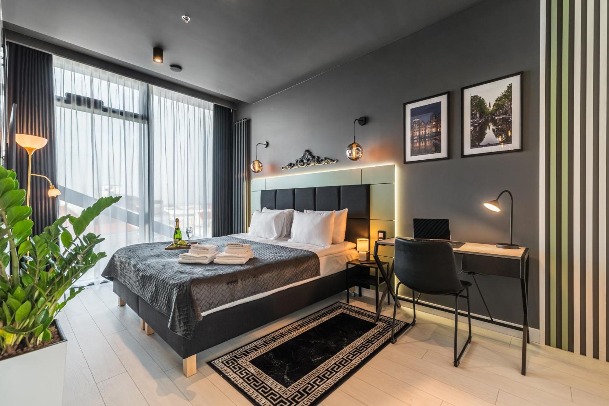 Q18 Aparthotel Bydgoszcz Exterior photo